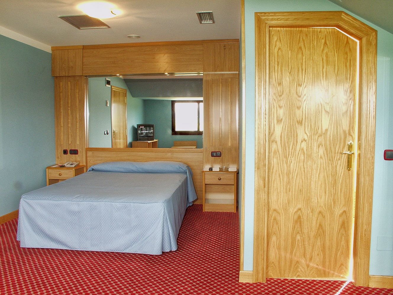 Hotel Royal Llanera  エクステリア 写真