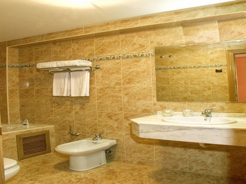 Hotel Royal Llanera  エクステリア 写真